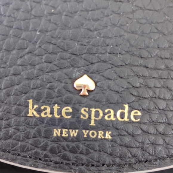 Kate Spade Scalloped Edge Black Textured Wallet - Picture 8 of 9